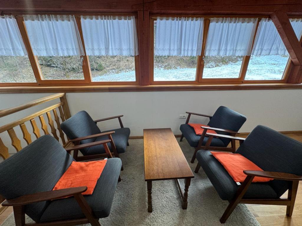 Apartment Pocitnisko Stanovanje Pri Cerkvi