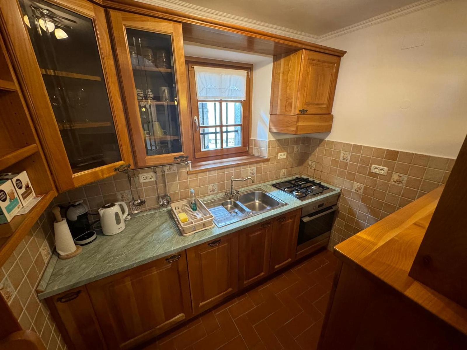 Apartment Pocitnisko Stanovanje Pri Cerkvi